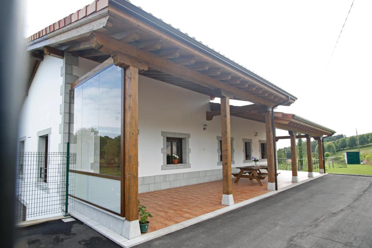 Los Fresnos De Ribadesella Bagian luar foto